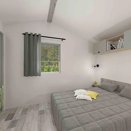 Camping La Vetta 4*