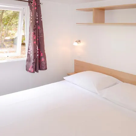 La Vetta Village Κάμπινγκ 4*