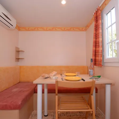 Campingplatz La Vetta Village 4*