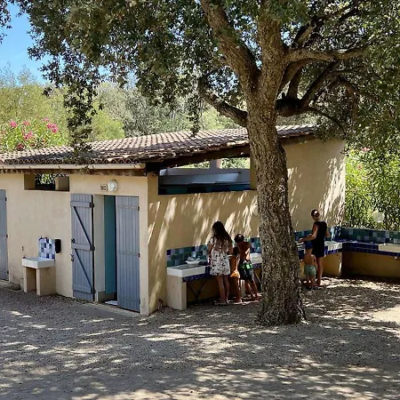 Camping La Vetta 4*