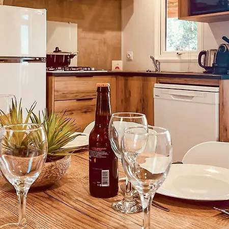 Kemp La Vetta Village